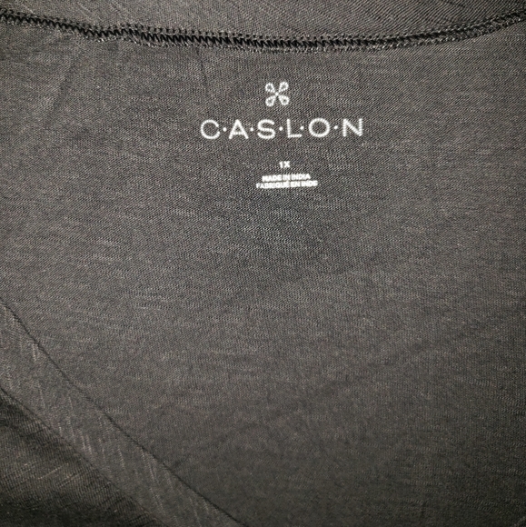 V neck tshirt - Picture 3 of 4